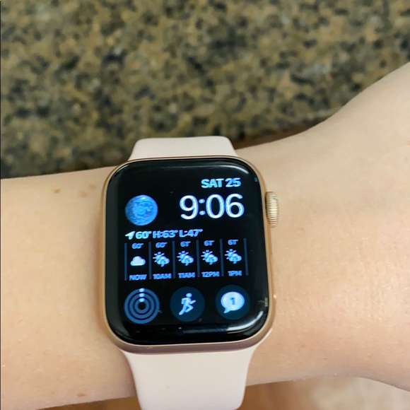 COPY - Apple Watch(S) series 3 & 4. READ DISCRT - Picture 5 of 6